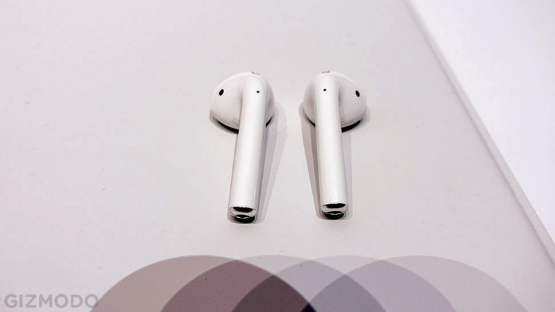 Illustration for article titled I Stuck Apple's AirPods in My Ears and It Shockingly Wasn't Terrible